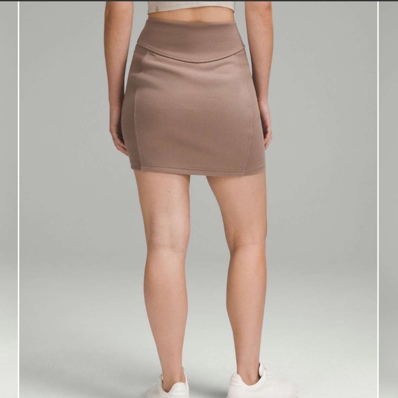 lululemon athletica Tan Mini Skirt - Picture 3 of 8